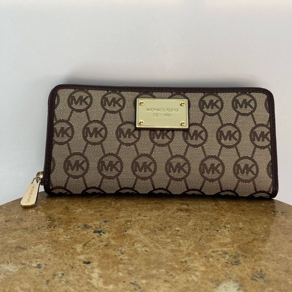 Michael Kors Signature Logo Brown Wallet Womens Golden Hardware Handbag New - Picture 9 of 10